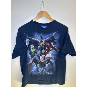 Vintage Justice League graphic tee